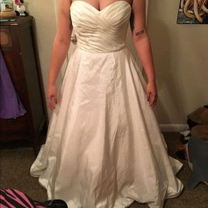 Sweetheart Wedding Dress